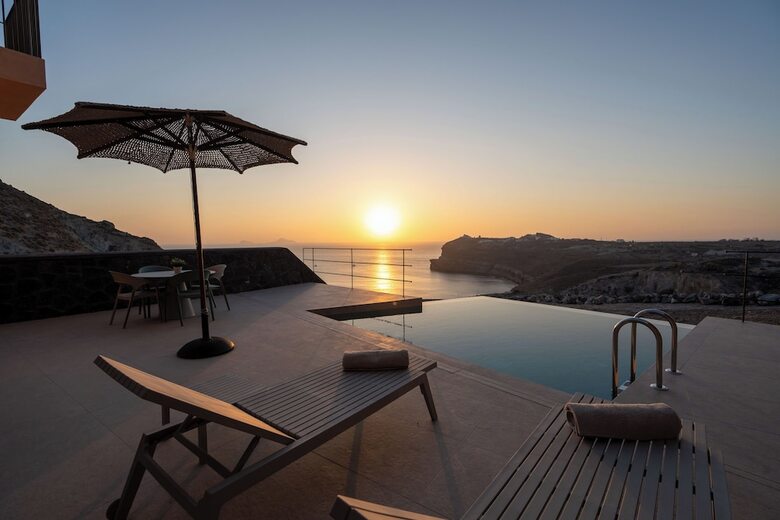 Bay View Santorini