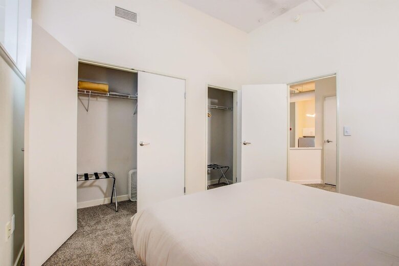 Aparthotel Two Cozysuites Apt W Skybridge Access 3