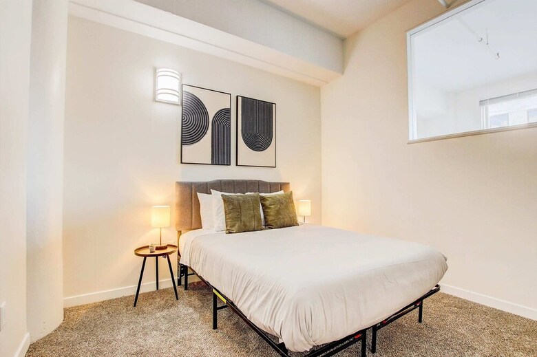 Aparthotel Two Cozysuites Apt W Skybridge Access 3