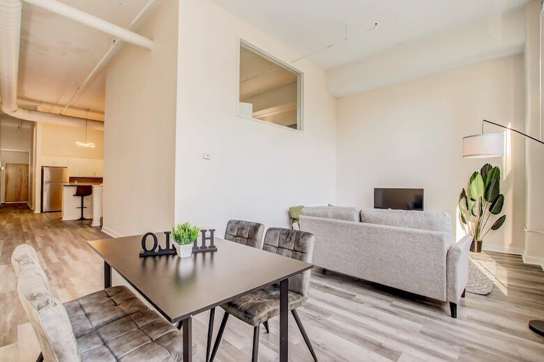 Aparthotel Two Cozysuites Apt W Skybridge Access 3