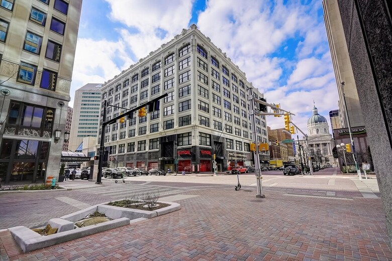 Aparthotel Two Cozysuites Apt W Skybridge Access 3