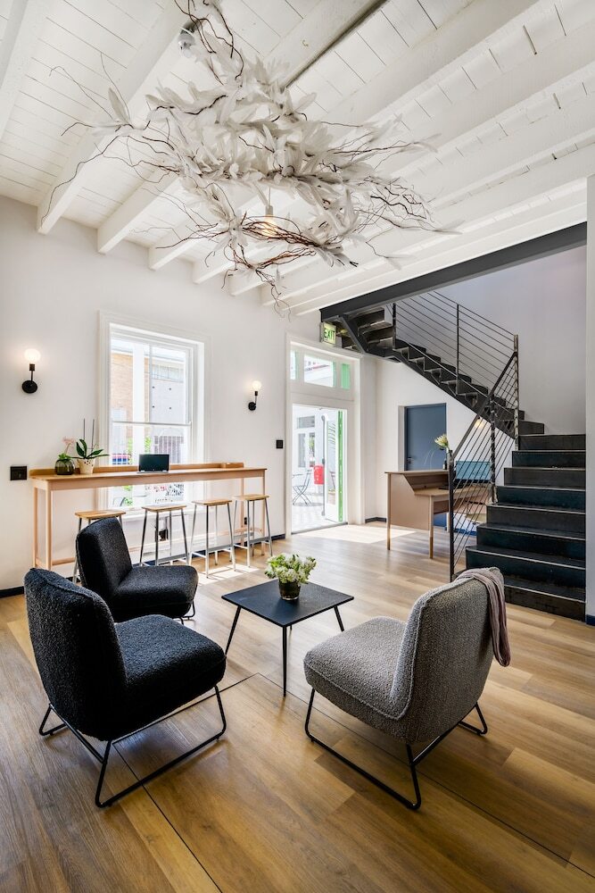 Hotel Igadi House