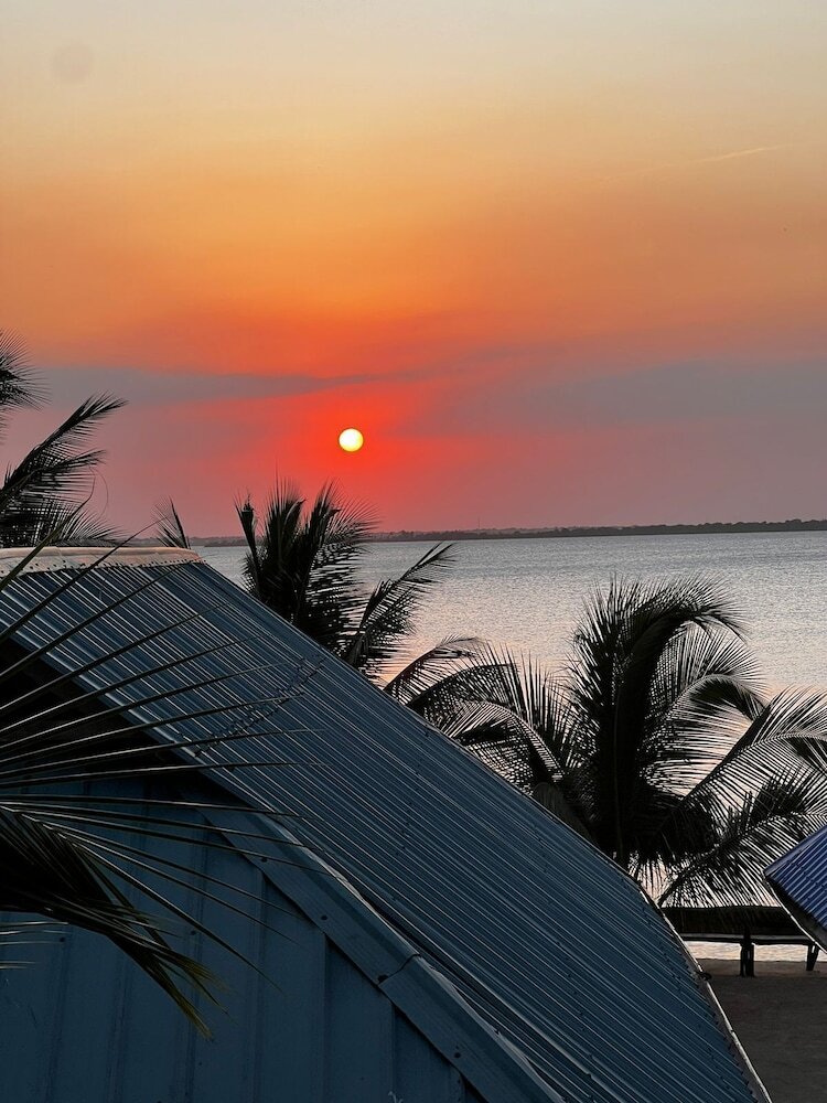 Asante Sana Beachfront Hotel