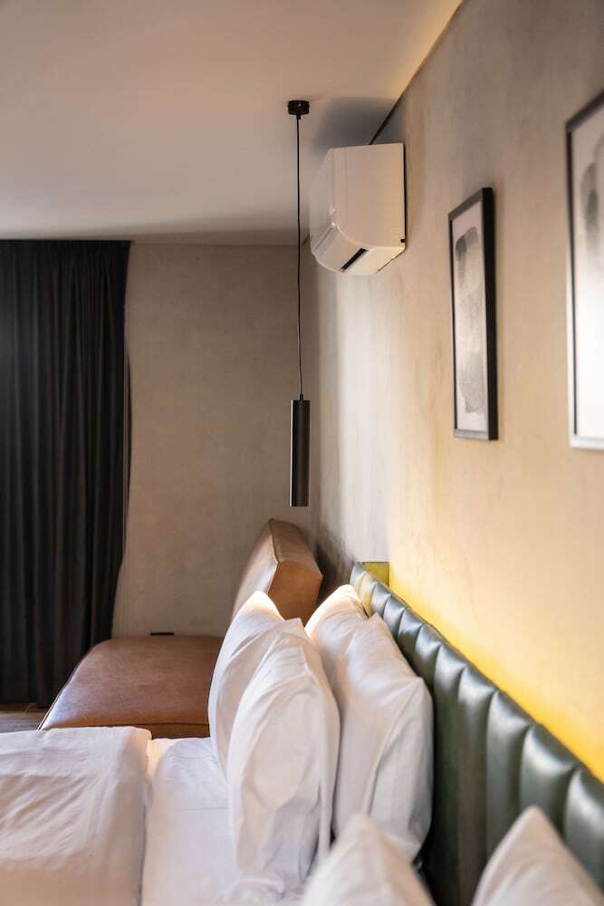 Hotel Alcal� Expo