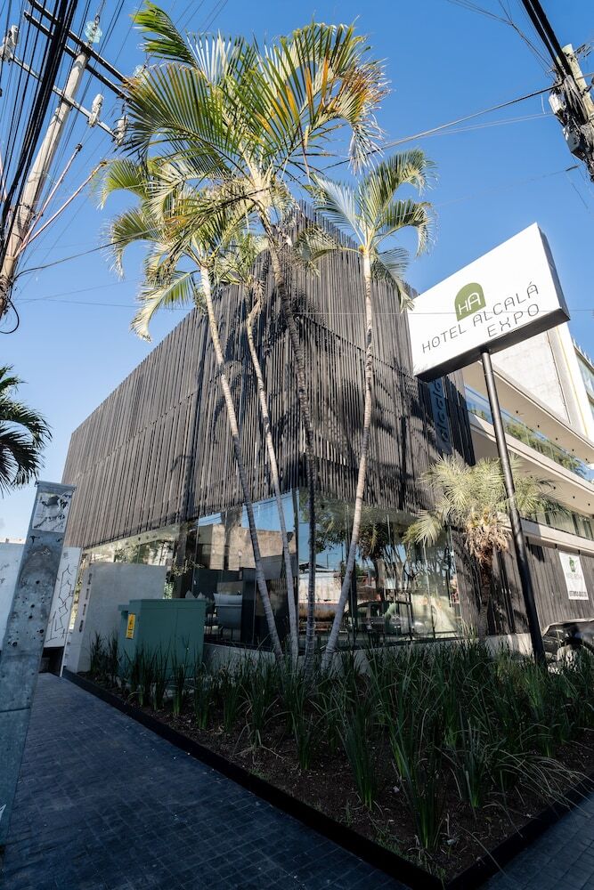 Hotel Alcal� Expo
