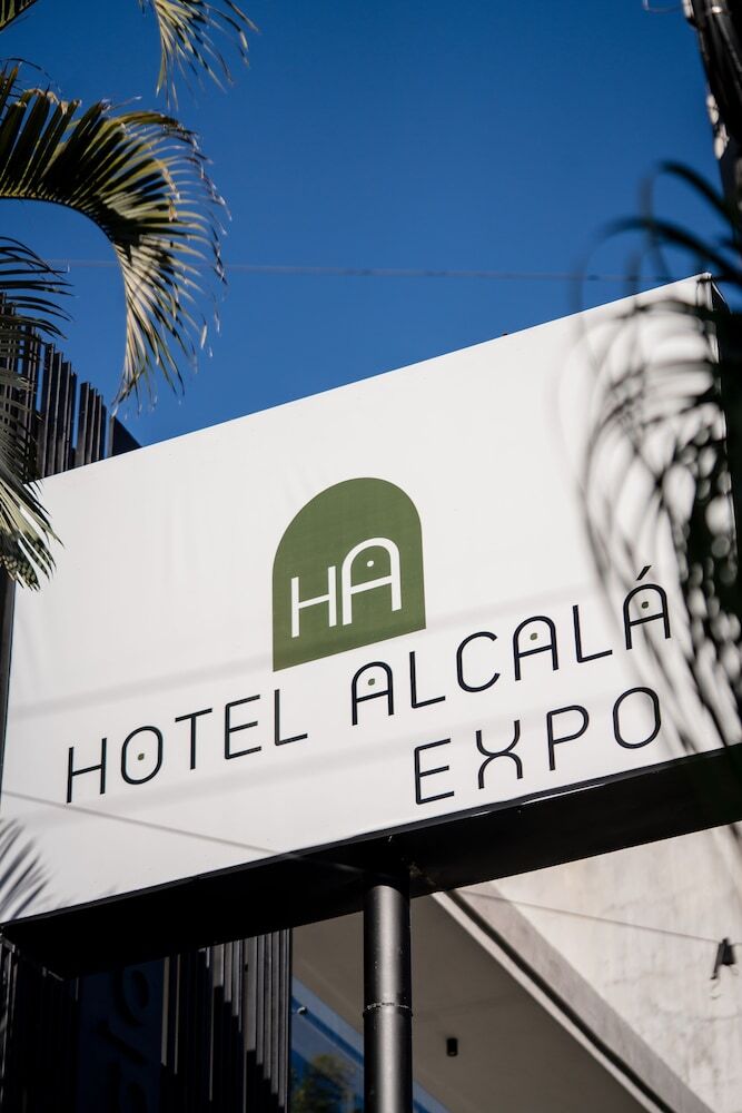 Hotel Alcal� Expo