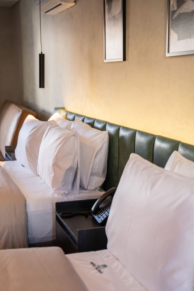 Hotel Alcal� Expo