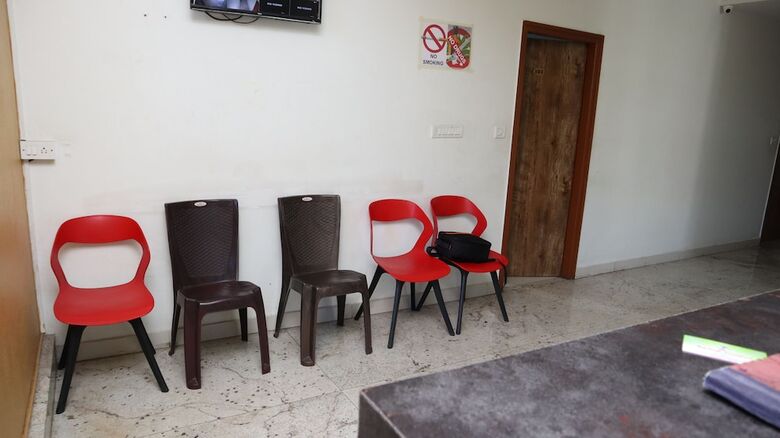 Hotel Smile Stay Karanji Comforts