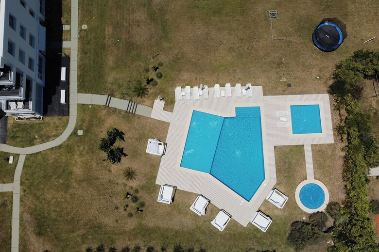 Hotel Las Olas Resort