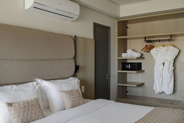 Hcm - Hotel Corais De Mana�ra