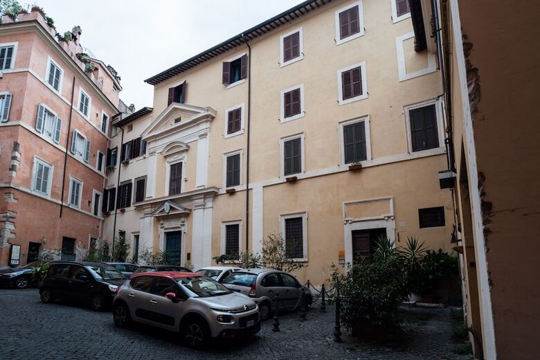 Domus In Pantheon