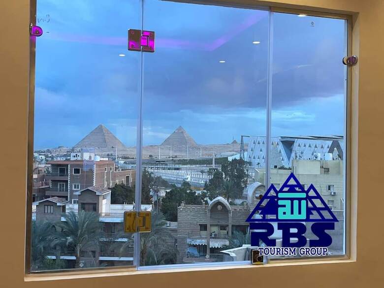 Hotel King Tout Pyramid