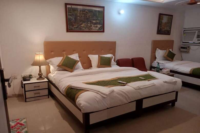 Hotel Shyam Palace