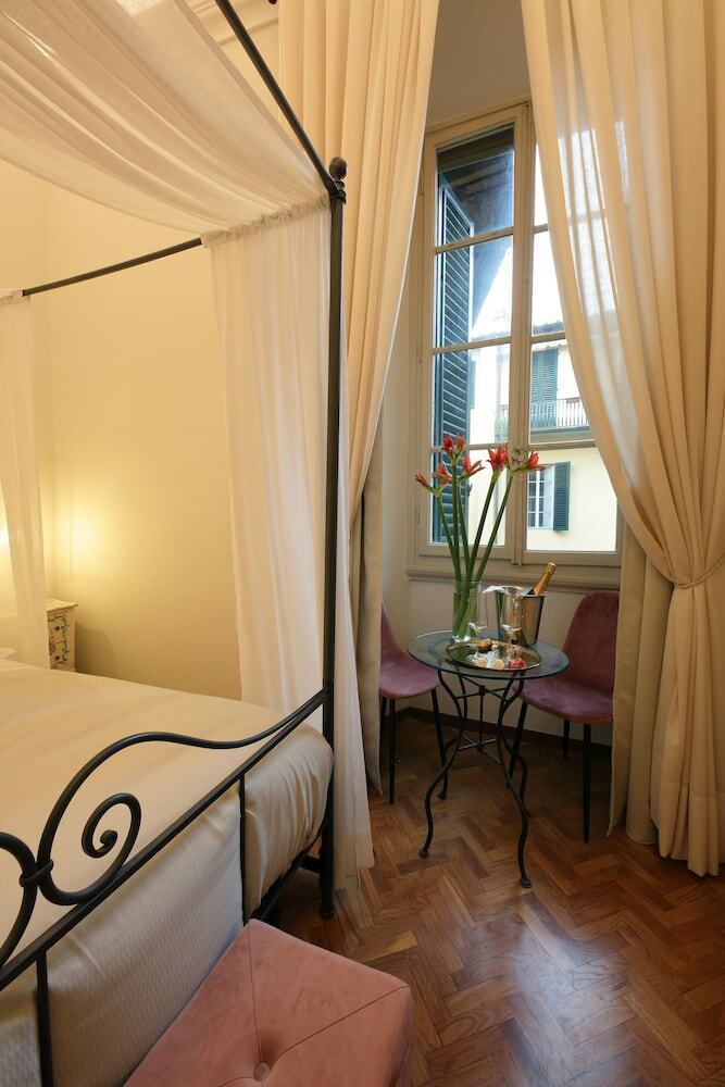 Corsini Tintori Guest House
