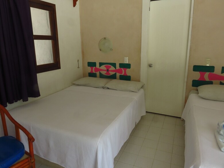 Acamaya Reef Cabanas - Caravan Park
