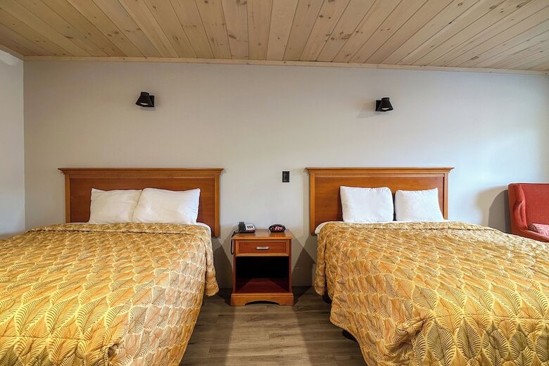 Hotel Tennessee Mountain Lodge Riverside By Oyo