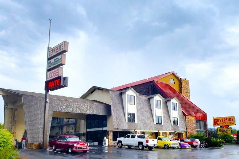 Hotel Tennessee Mountain Lodge Riverside By Oyo
