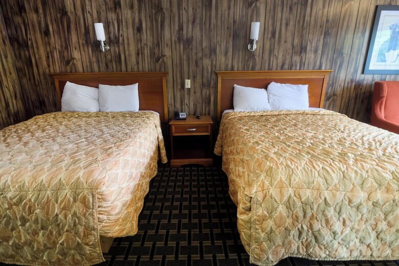 Hotel Tennessee Mountain Lodge Riverside By Oyo