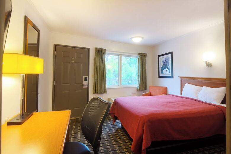 Hotel Tennessee Mountain Lodge Riverside By Oyo