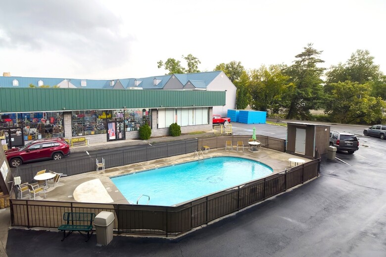Hotel Tennessee Mountain Lodge Riverside By Oyo