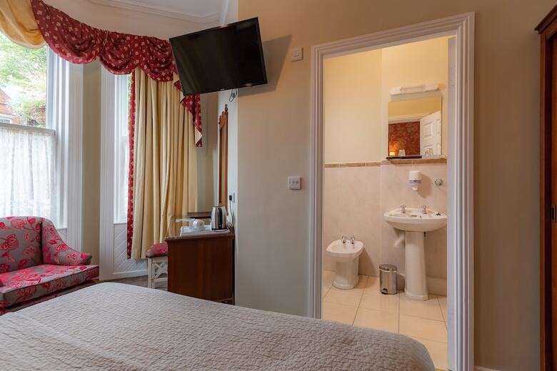 Egans Guest House