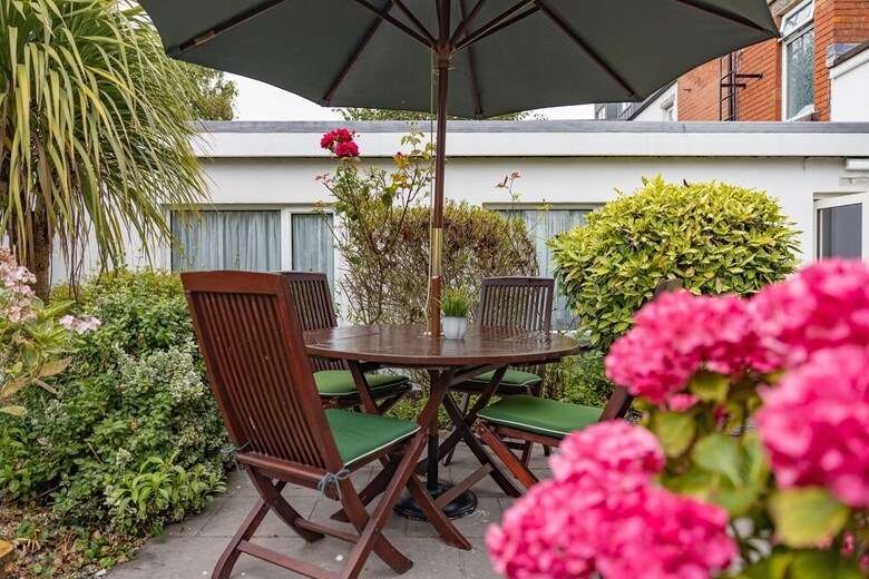 Egans Guest House