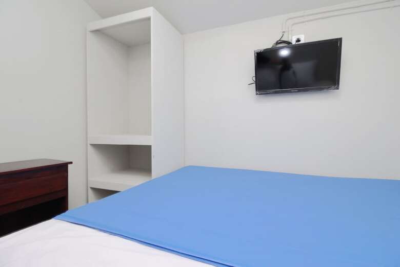 Kamar Keluarga Bandara IV Syariah