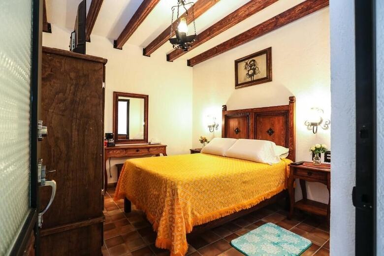 Hotel El Mes�n Del Quijote