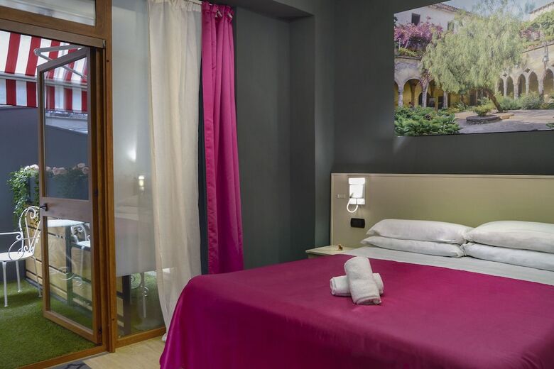 B&B Sorrento Queen