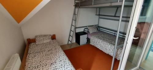 Homestay Kucha?ovice