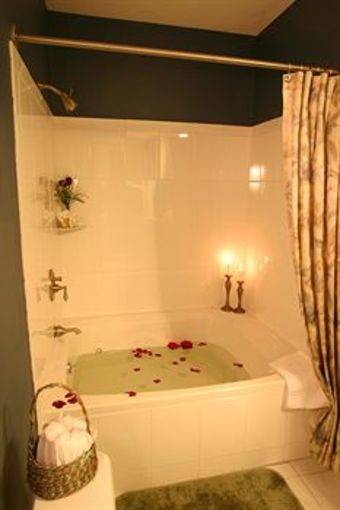 Carisbrooke Inn Bed & Breakfast