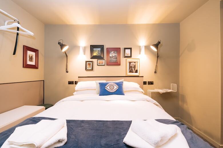 Hotel The Warwick By Nestor