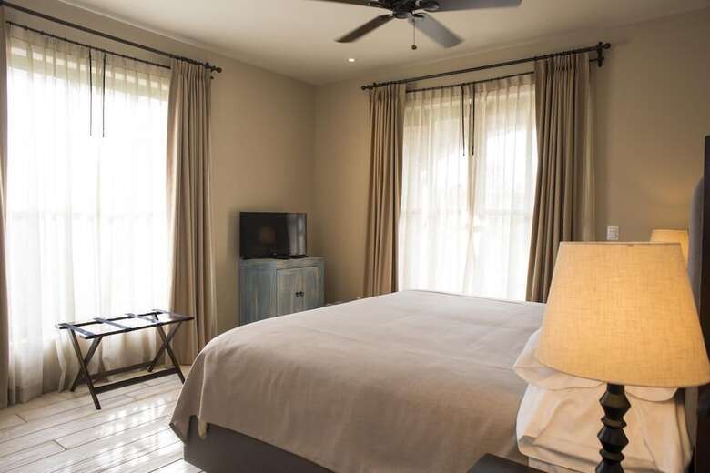 Hotel Vi�edos San Lucas