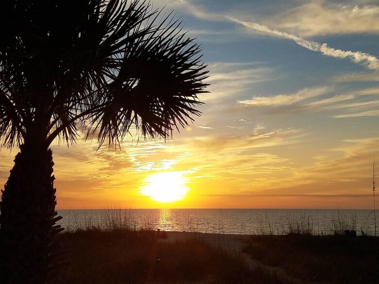 Hotel Escape Coastal Resort On Casey Key