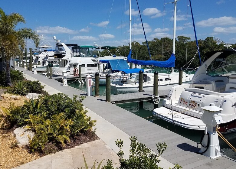 Hotel Escape Coastal Resort On Casey Key
