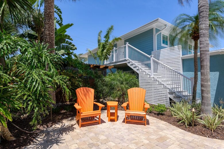 Hotel Escape Coastal Resort On Casey Key