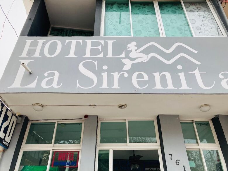 Hotel La Sirenita