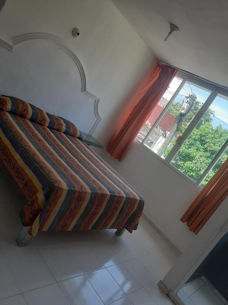Hotel La Sirenita
