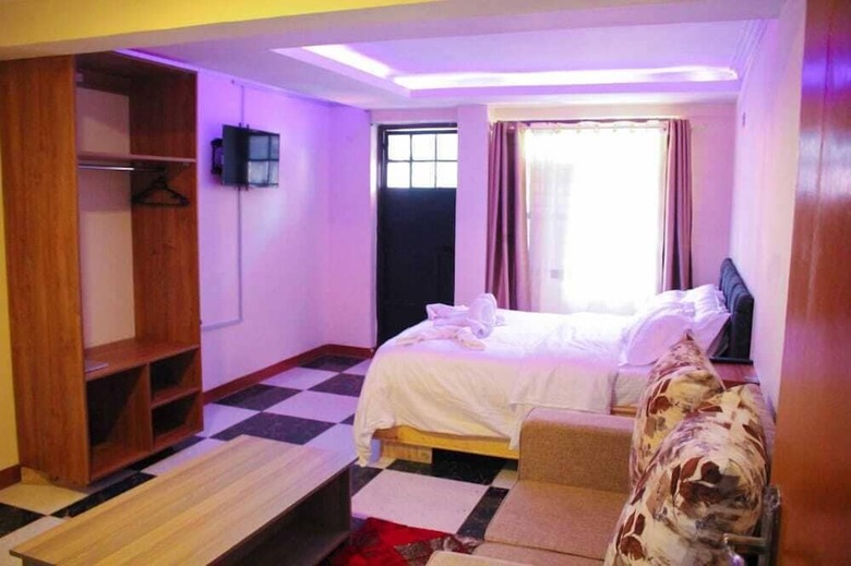 Mum's Hotel Kikuyu