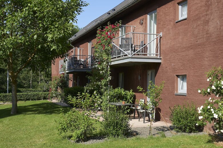 Hotel Ferienwohnungen Burg Blens