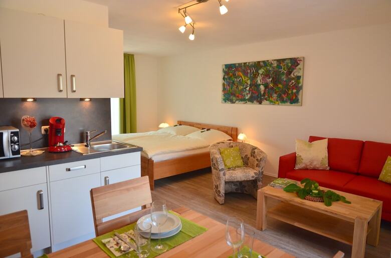 Hotel Ferienwohnungen Burg Blens