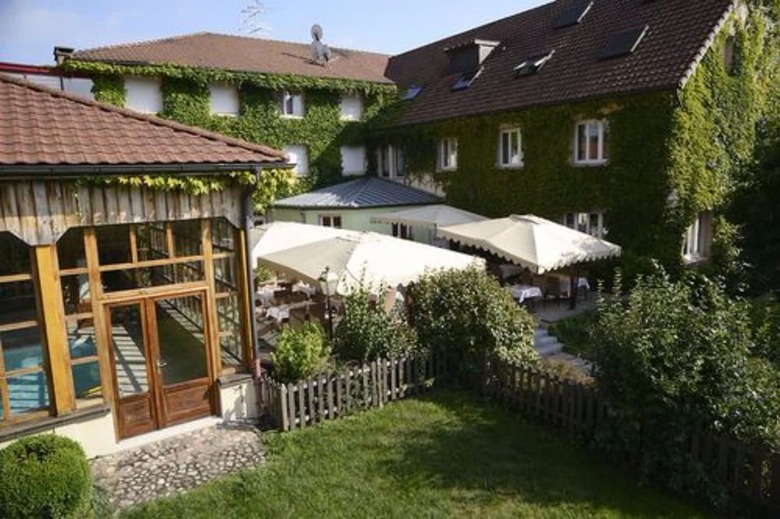 Hotel H�tel Le Pr� Serroux