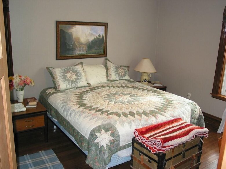 Bed & Breakfast Prairie Creek Inn