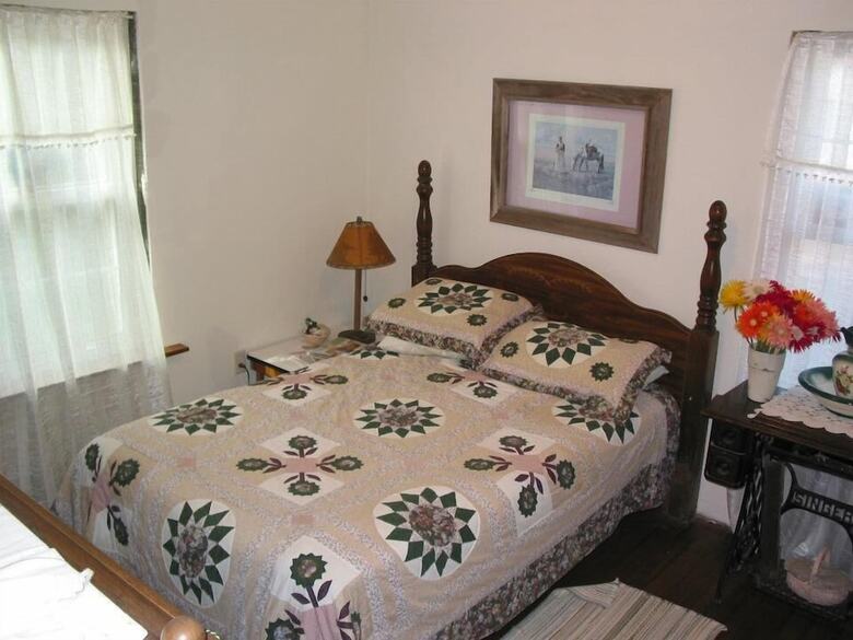 Bed & Breakfast Prairie Creek Inn