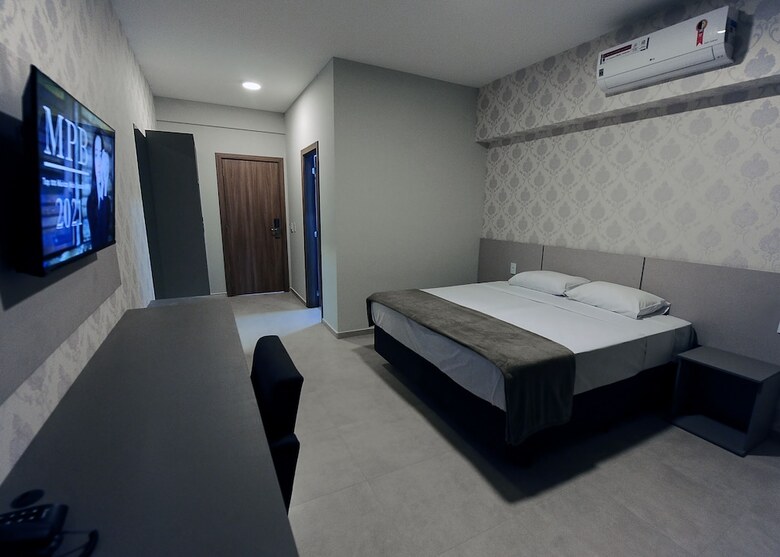 Hotel Bristol Infinity