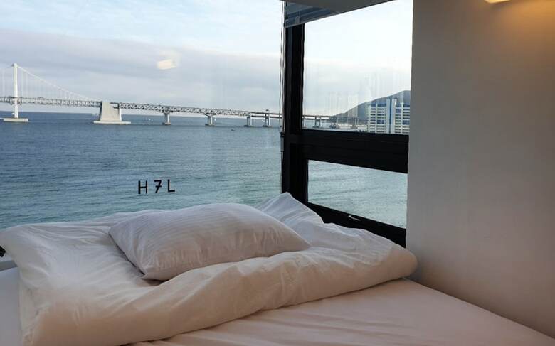 Hotel H7l