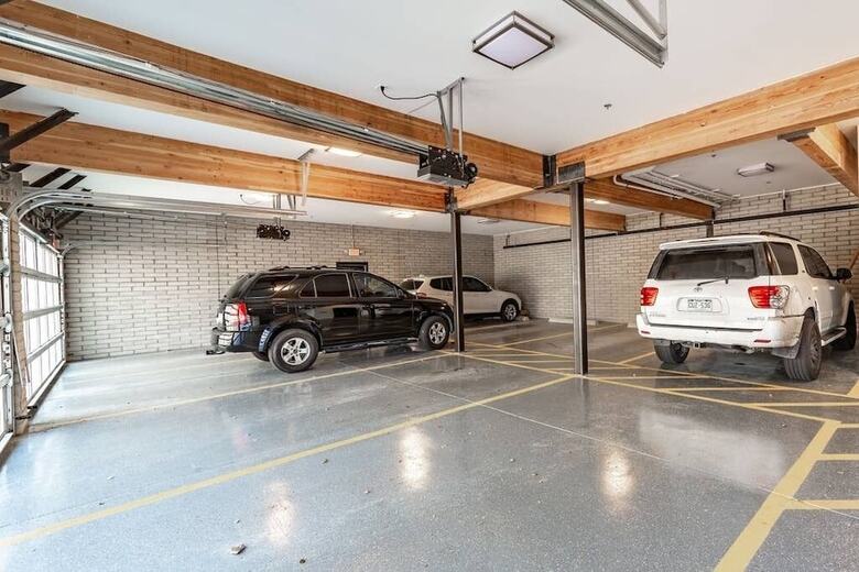 Aparthotel City Luxury Oasis! 3 Level Condo With 360 Roof!