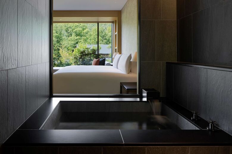 Roku Kyoto, Lxr Hotels & Resorts