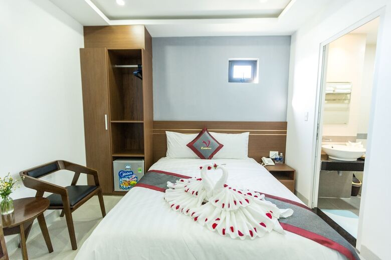 Vivian Hotel