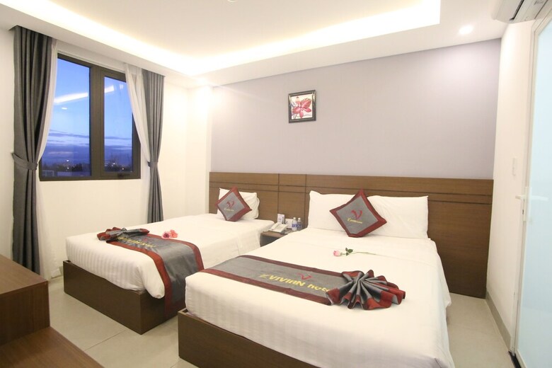 Vivian Hotel